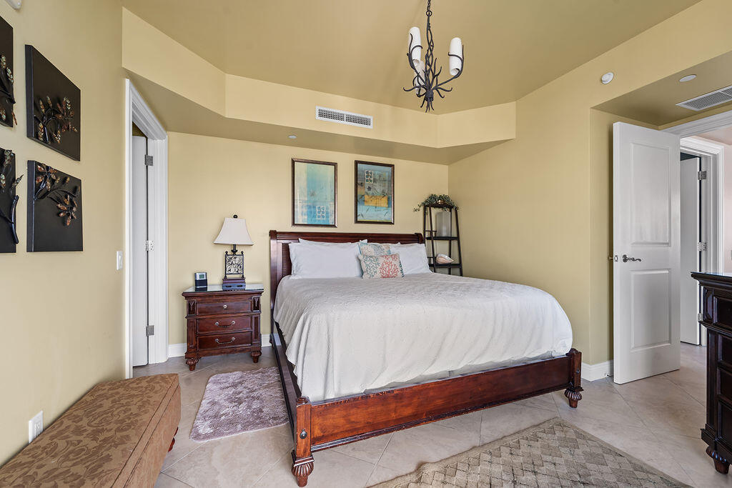 2700 N Ocean Drive 2106b