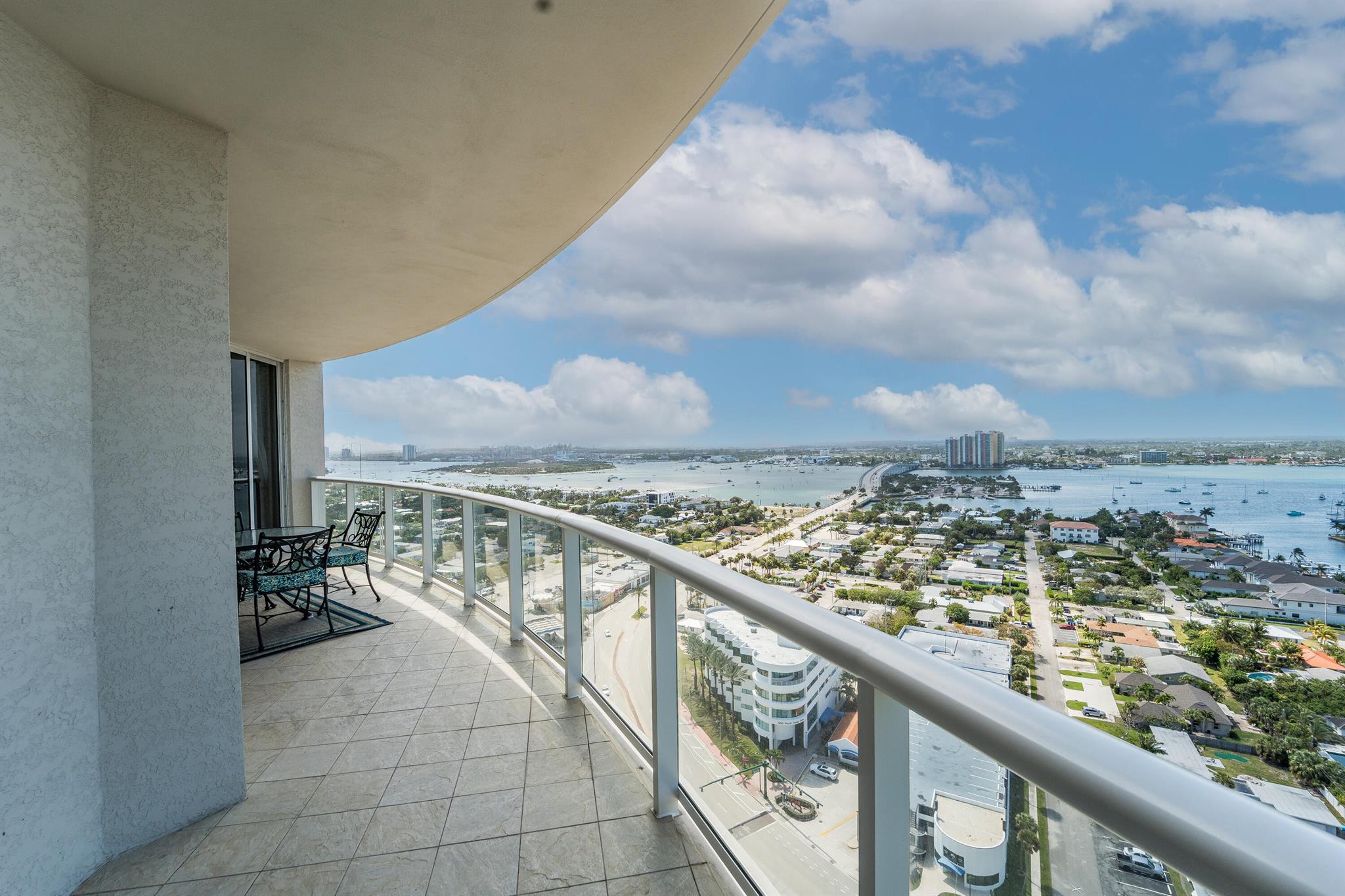 2700 N Ocean Drive 2106b