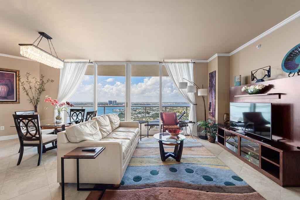 2700 N Ocean Drive 2106b