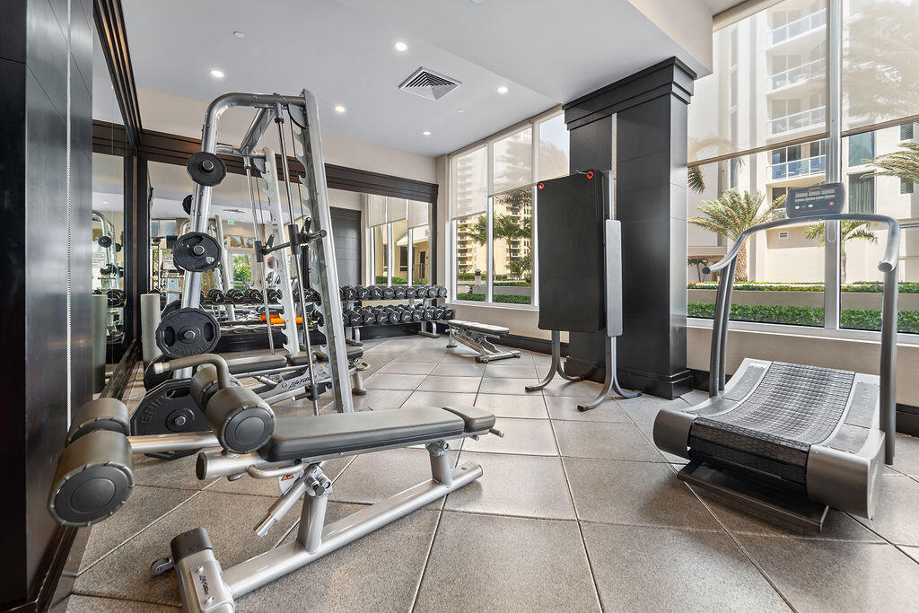 2700 N Ocean Drive 2106b