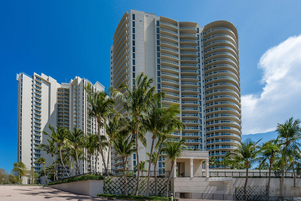 2700 N Ocean Drive 2106b