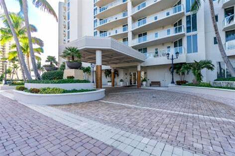 2700 N Ocean Drive 2106b