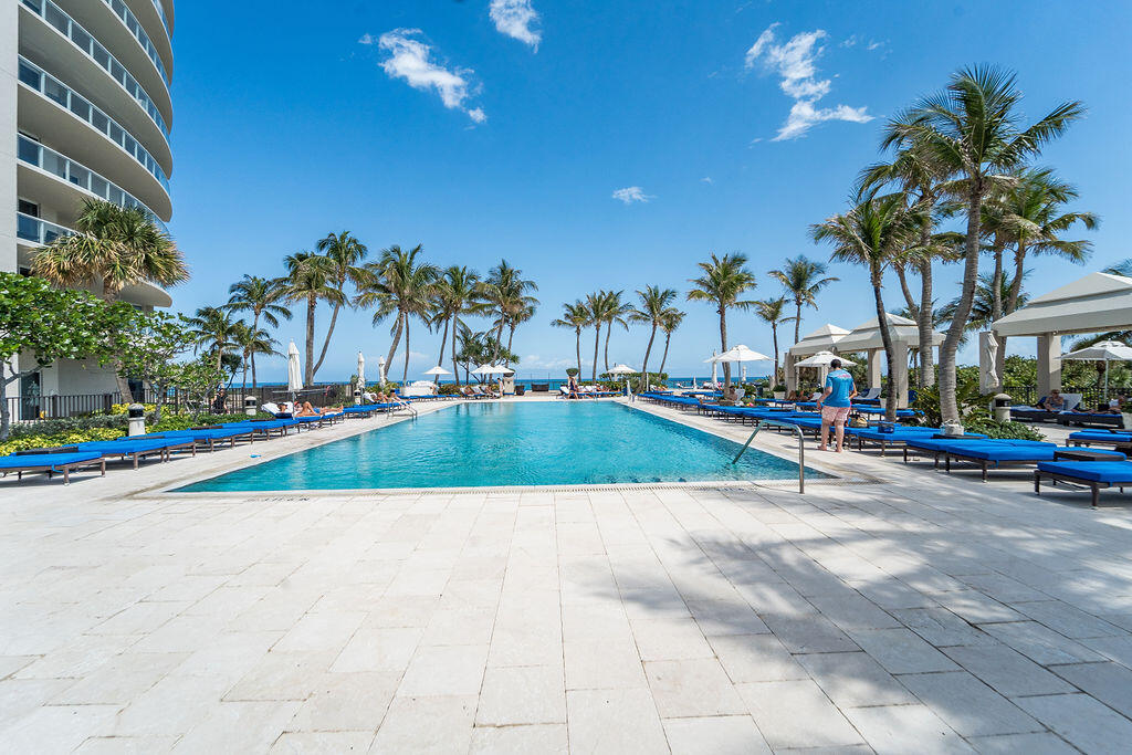 2700 N Ocean Drive 2106b