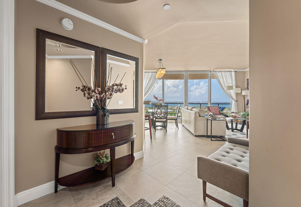 2700 N Ocean Drive 2106b