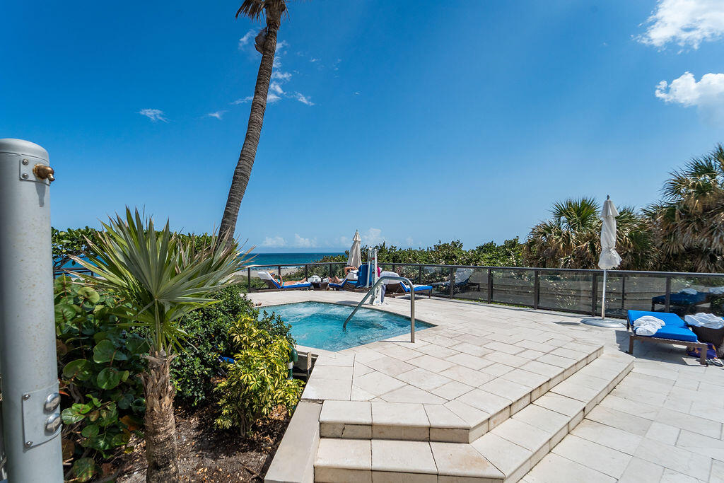 2700 N Ocean Drive 2106b