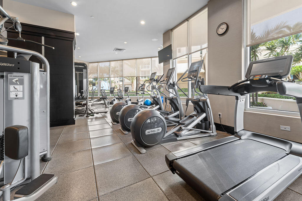 2700 N Ocean Drive 2106b