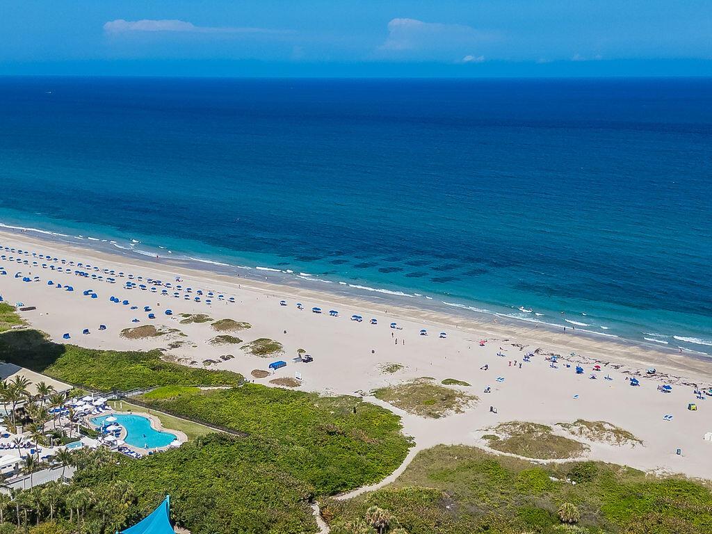 2700 N Ocean Drive 2106b