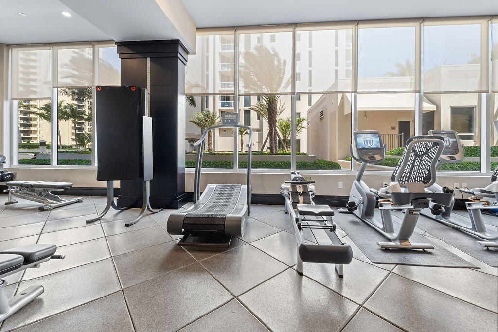 2700 N Ocean Drive 2106b