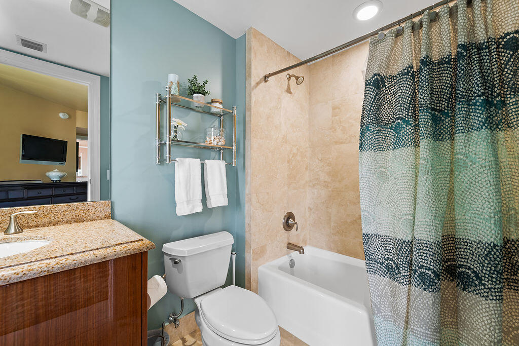 2700 N Ocean Drive 2106b