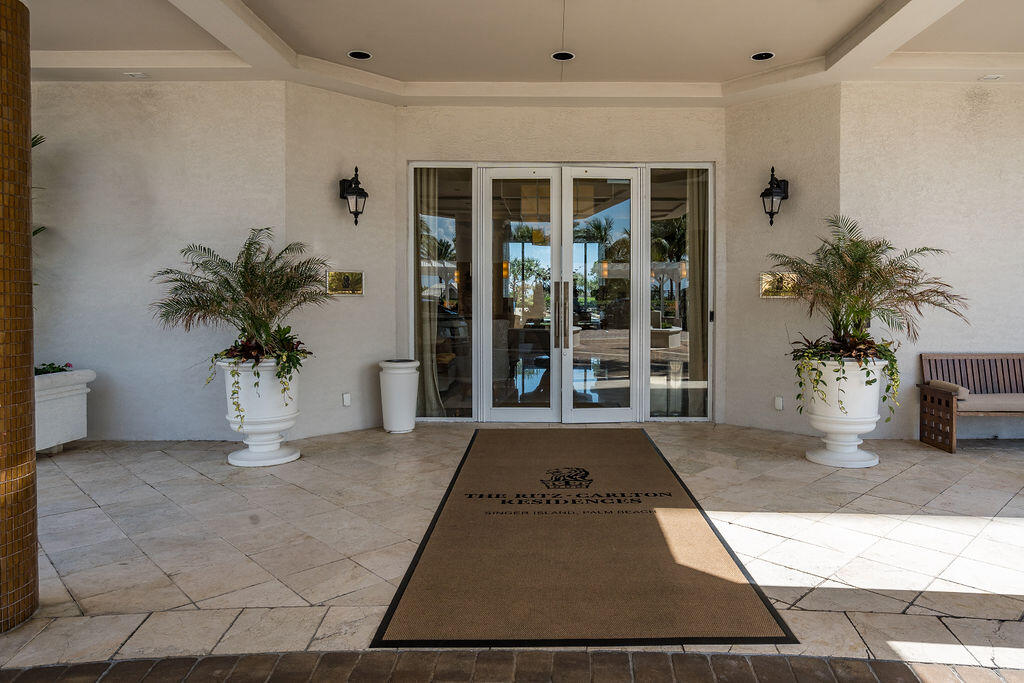 2700 N Ocean Drive 2106b