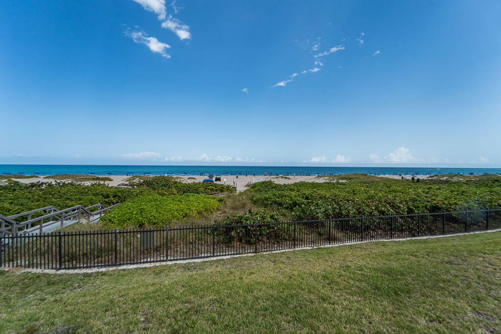 2700 N Ocean Drive 2106b