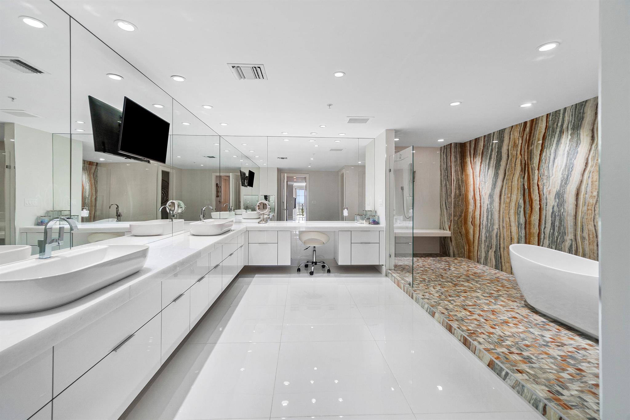 155 Ocean Avenue 502