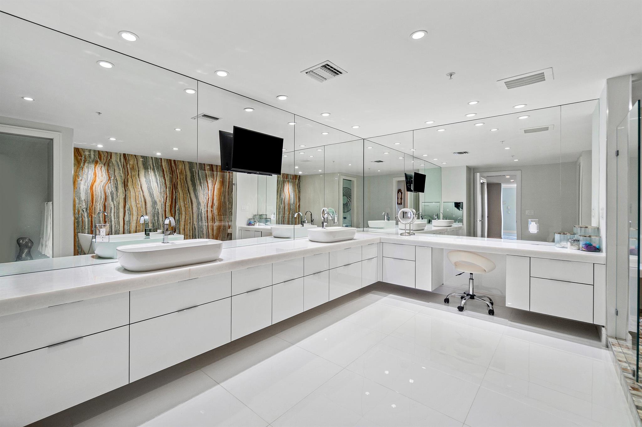 155 Ocean Avenue 502