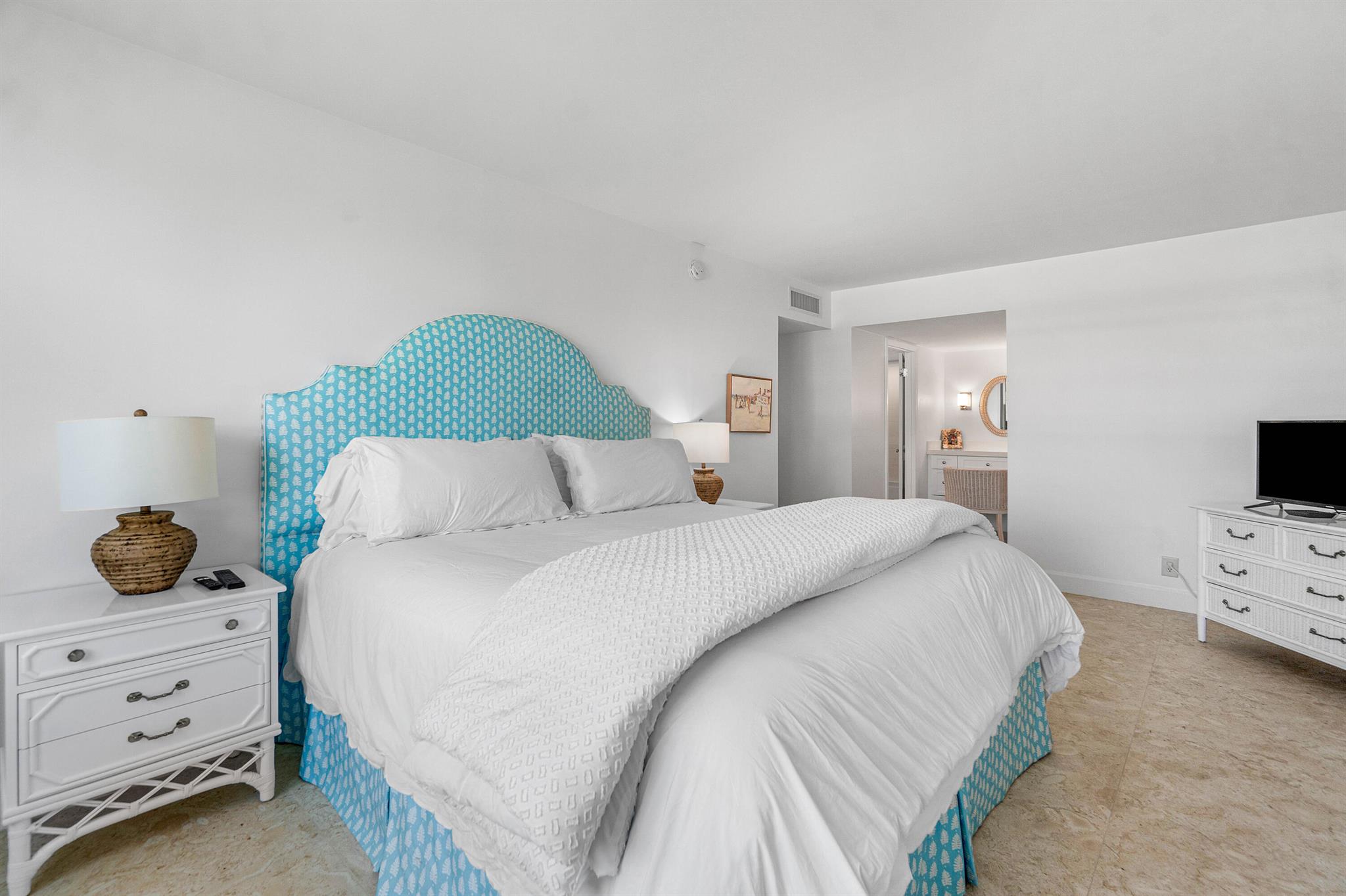 2860 S Ocean Boulevard 205