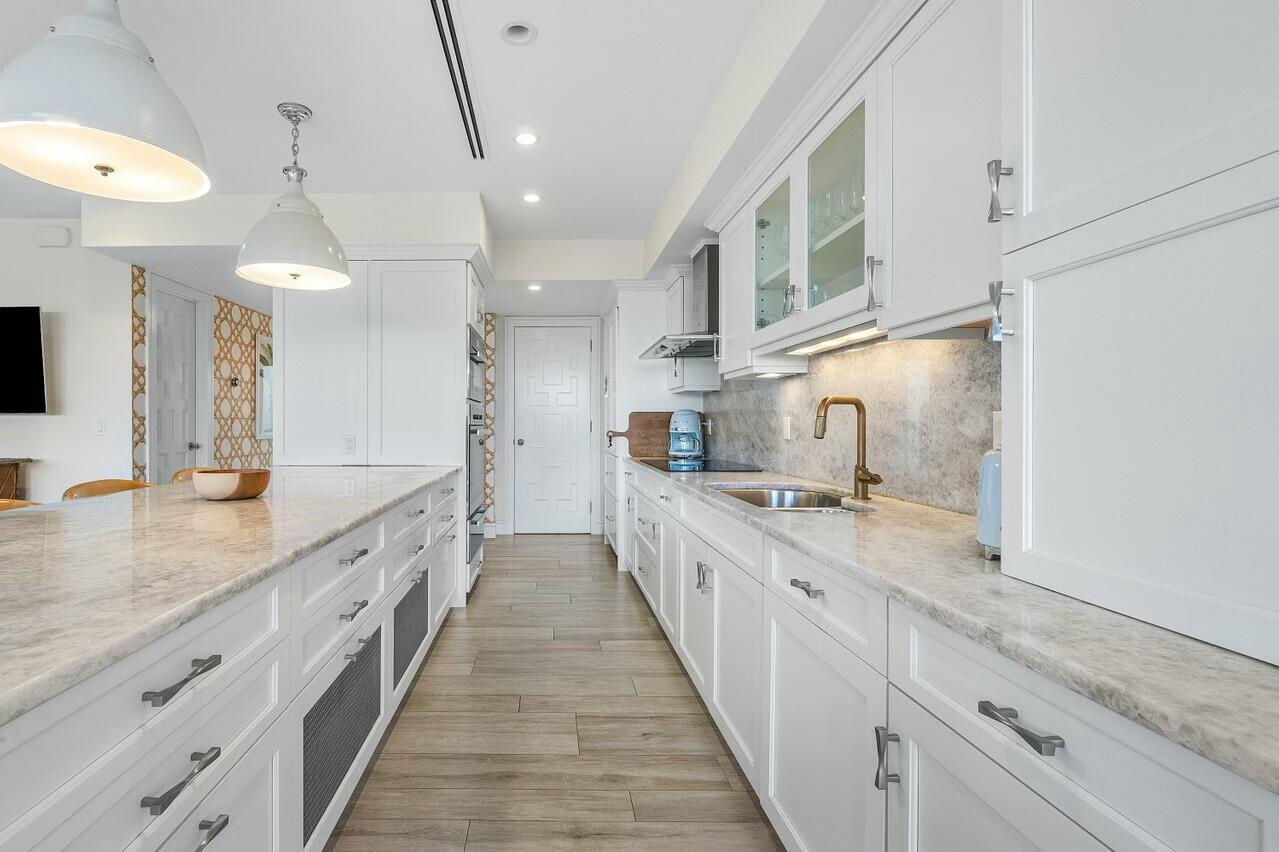 2275 S Ocean Boulevard 205/206a