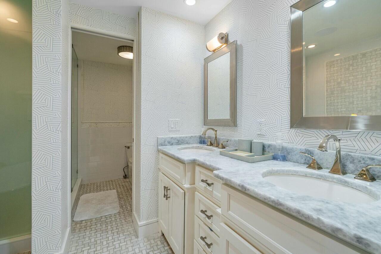 2275 S Ocean Boulevard 205/206a