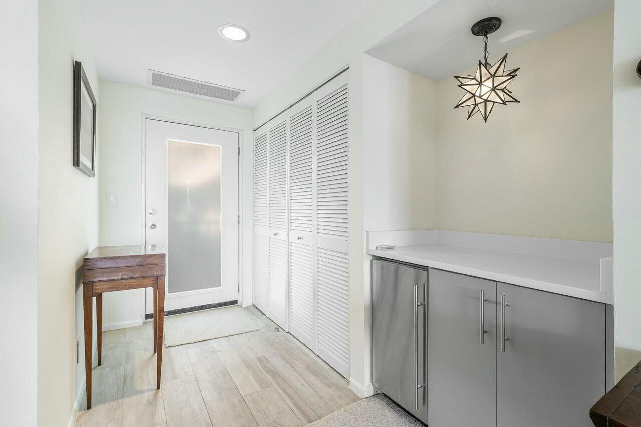 2275 S Ocean Boulevard 205/206a