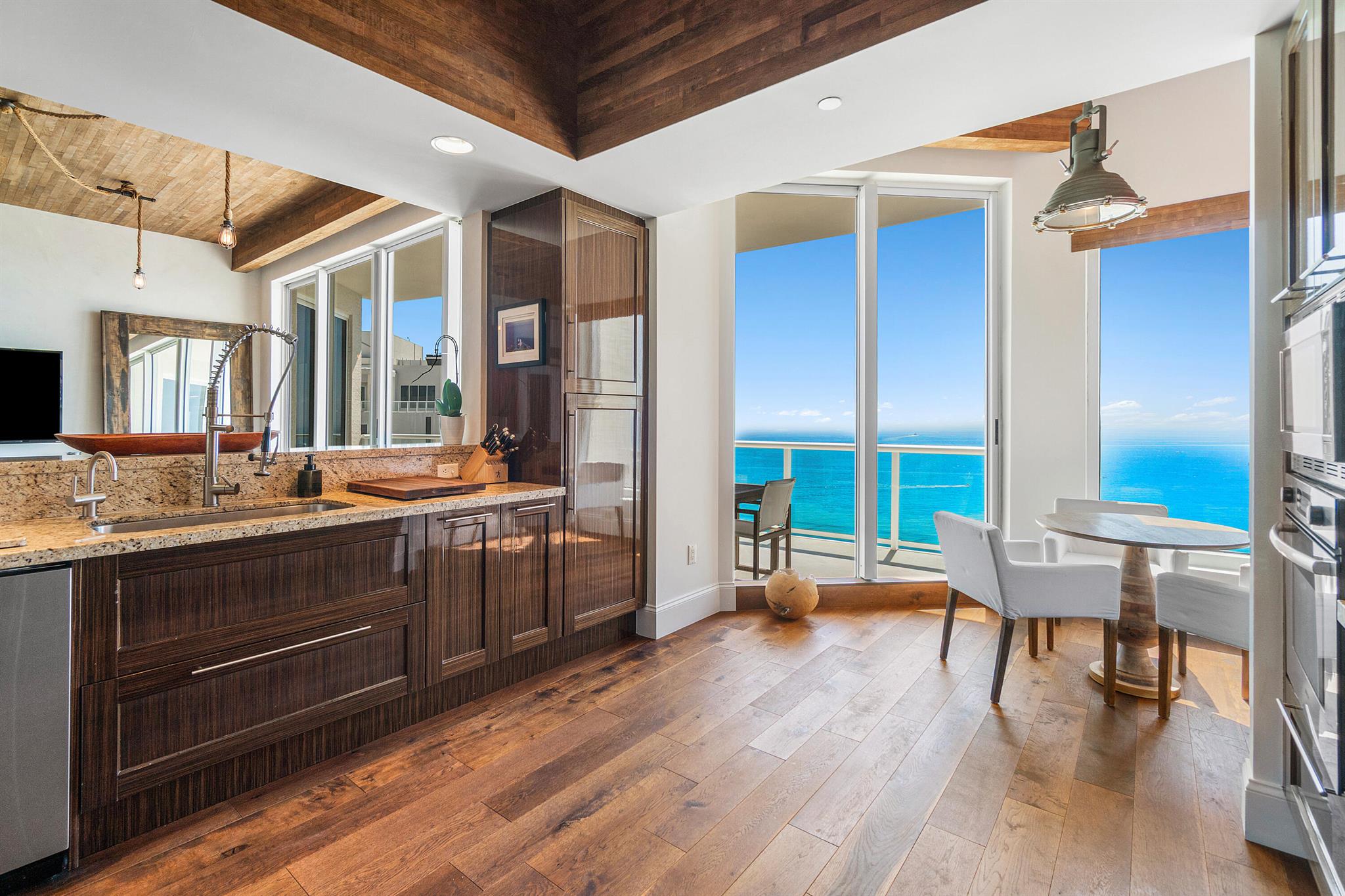 2700 N Ocean Drive Ph3b