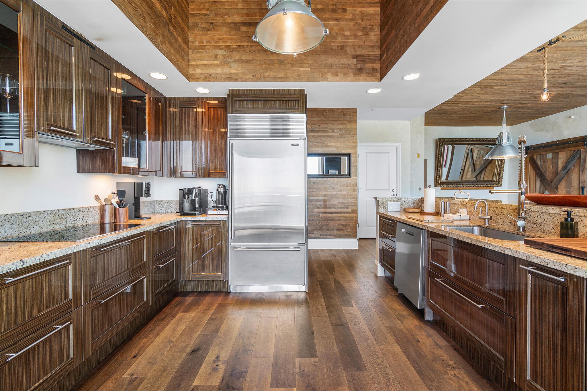 2700 N Ocean Drive Ph3b