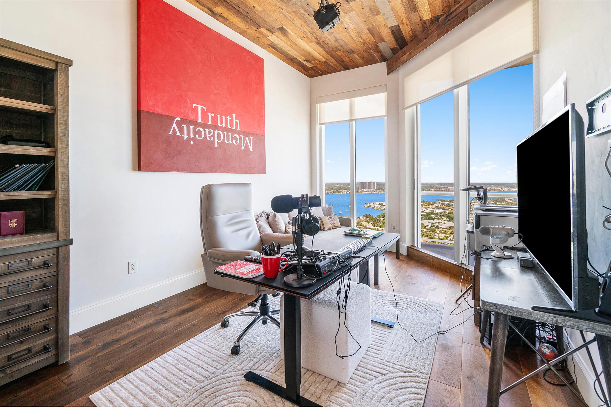 2700 N Ocean Drive Ph3b