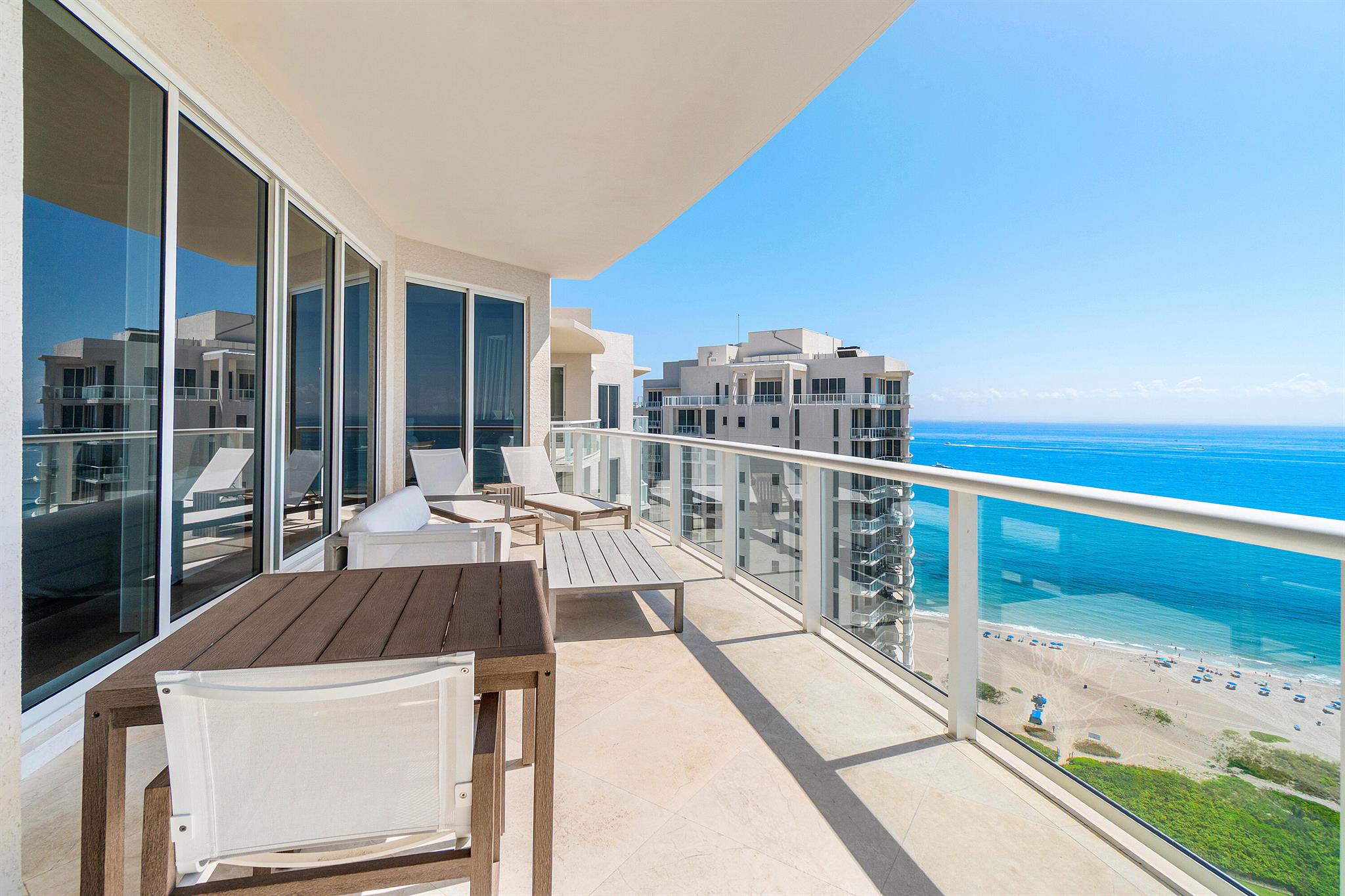 2700 N Ocean Drive Ph3b