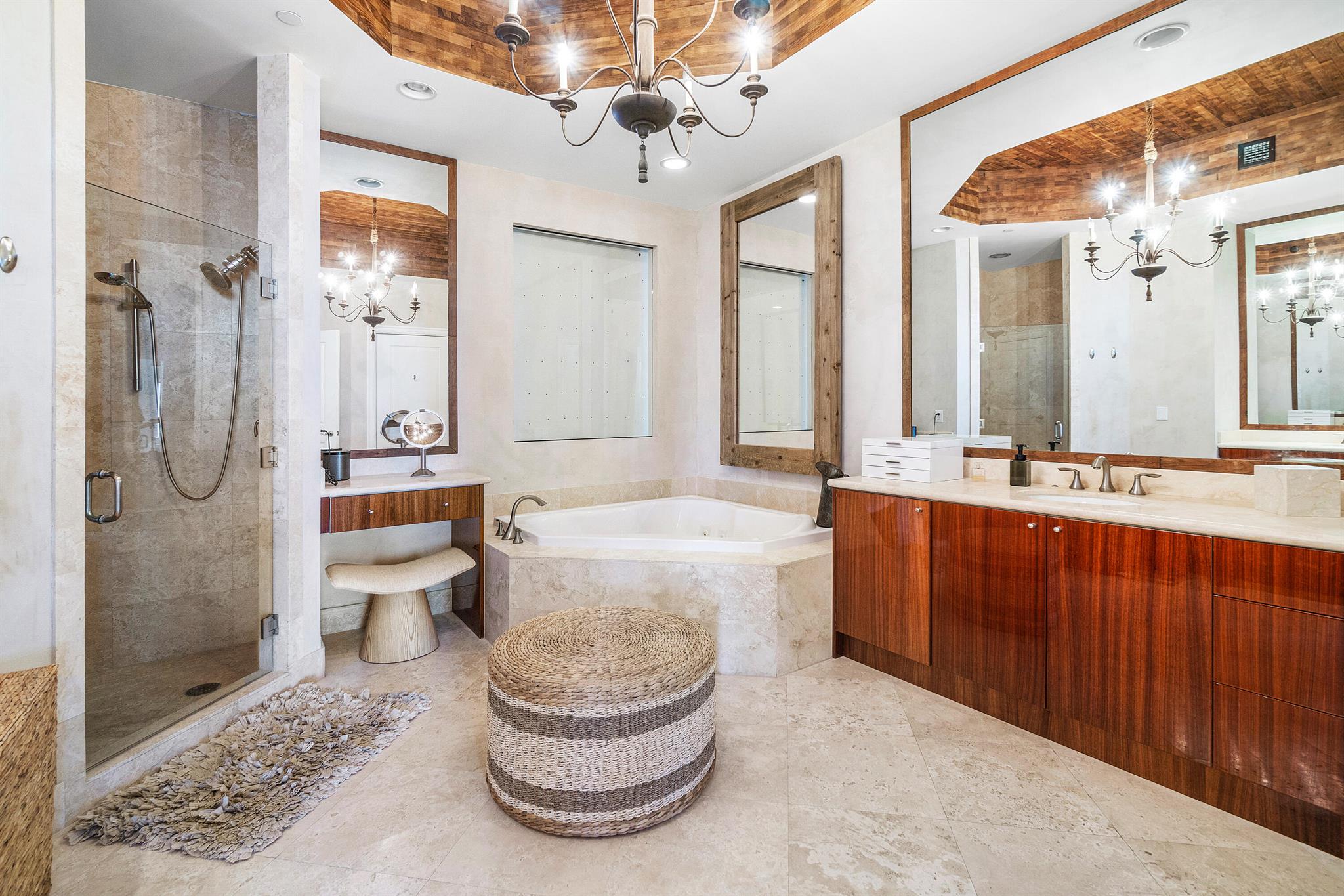 2700 N Ocean Drive Ph3b