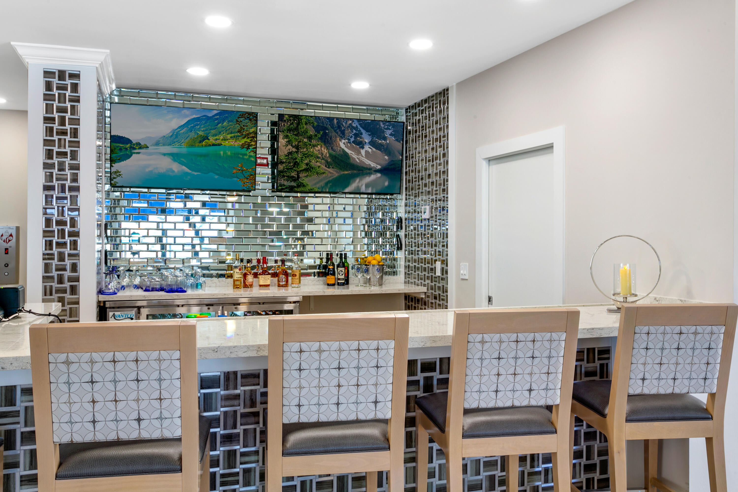 4000 N Ocean Drive 103