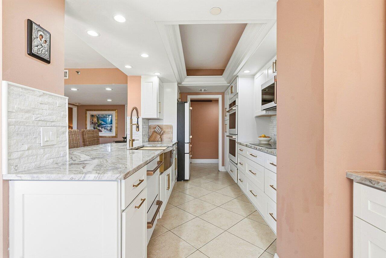 4000 N Ocean Drive 103