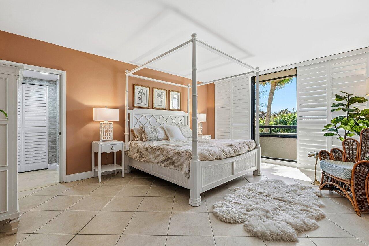 4000 N Ocean Drive 103