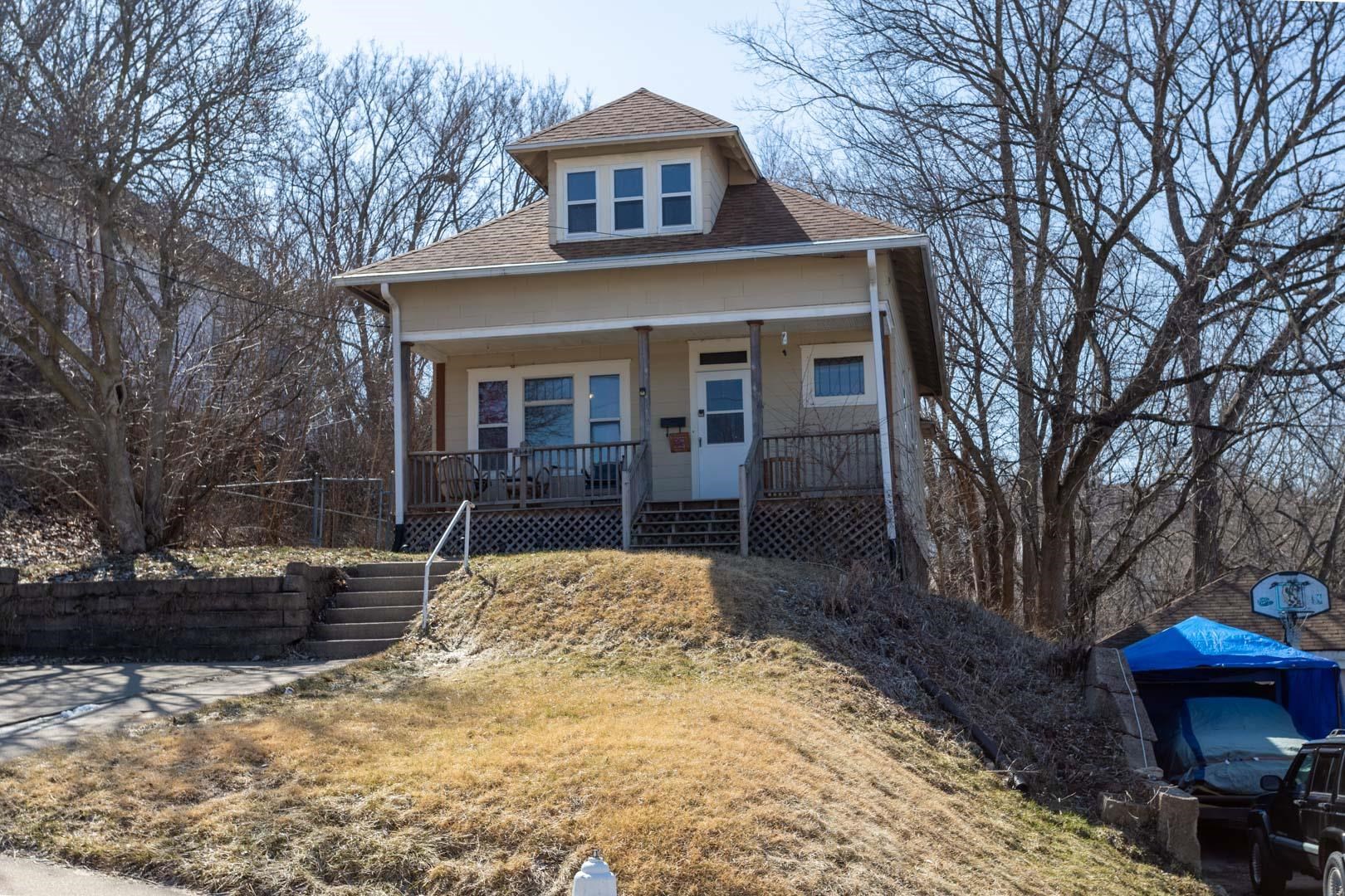 2141 Heeb Street