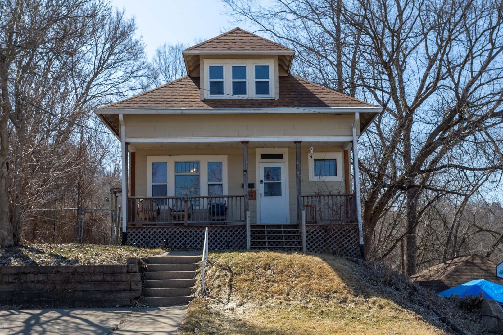 2141 Heeb Street