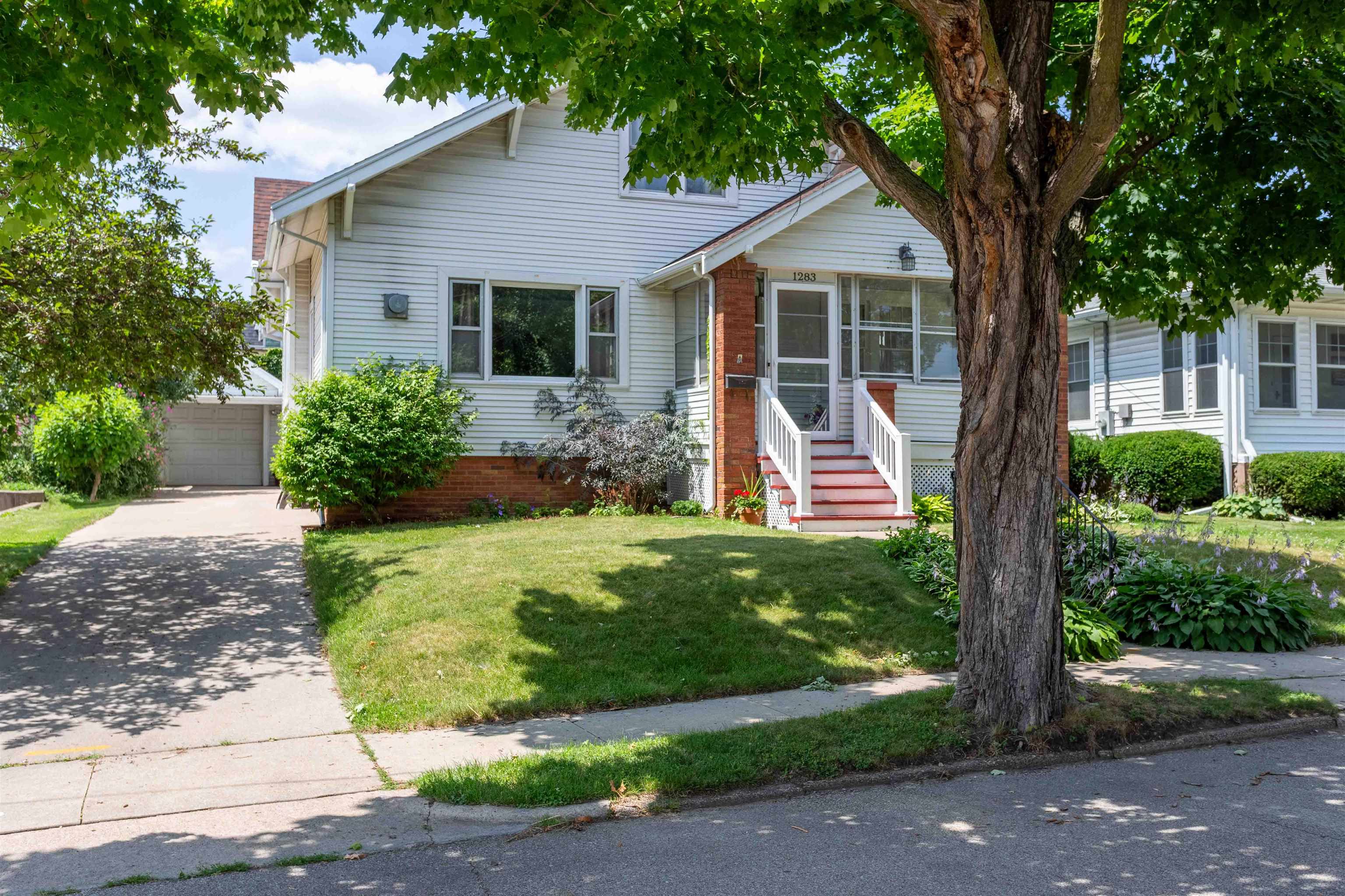 1283 N. Algona Street