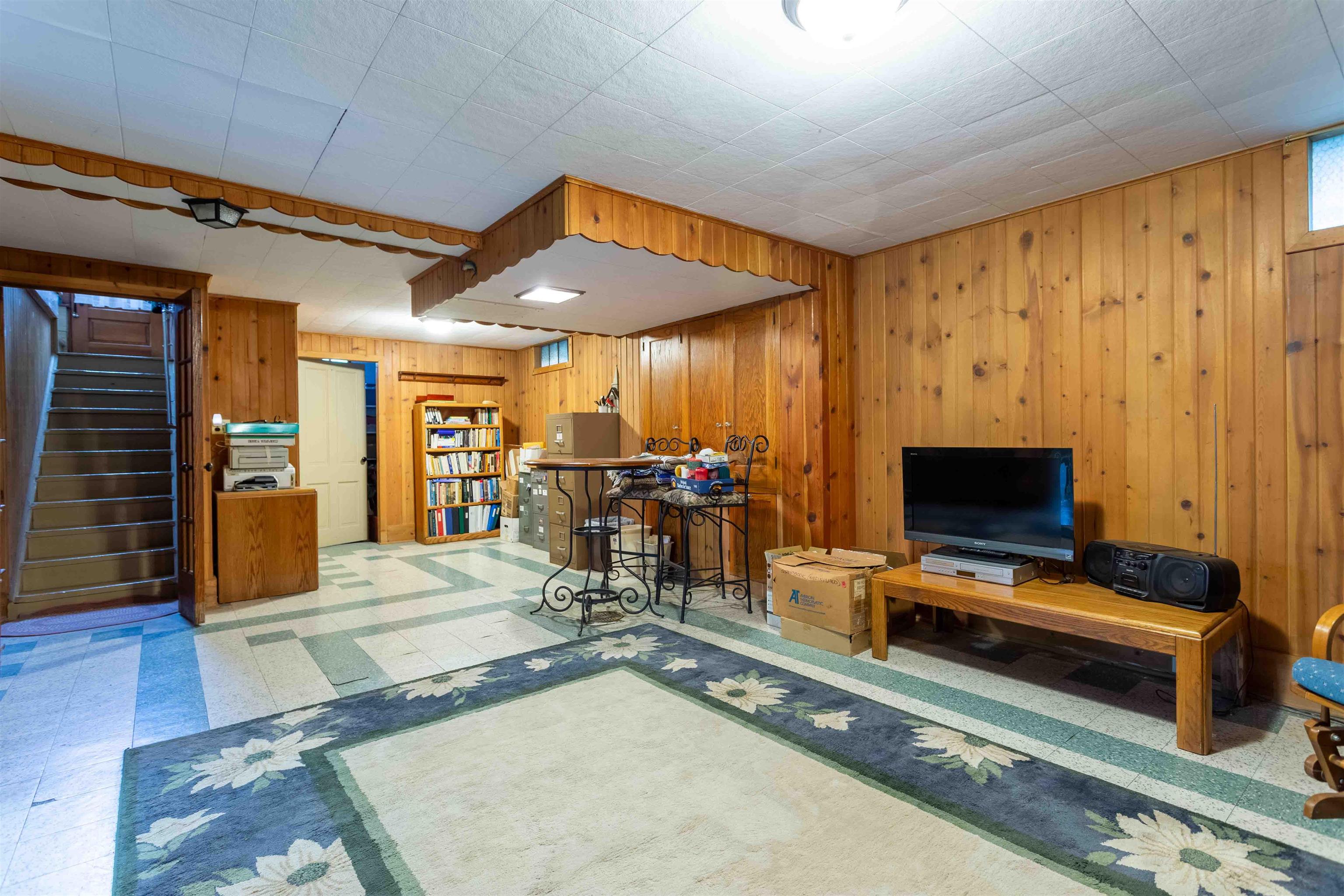 1283 N. Algona Street