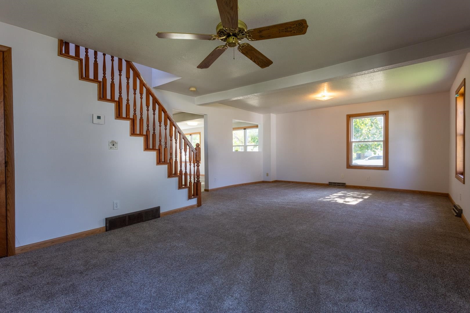 205 4th Avenue Unit: NE
