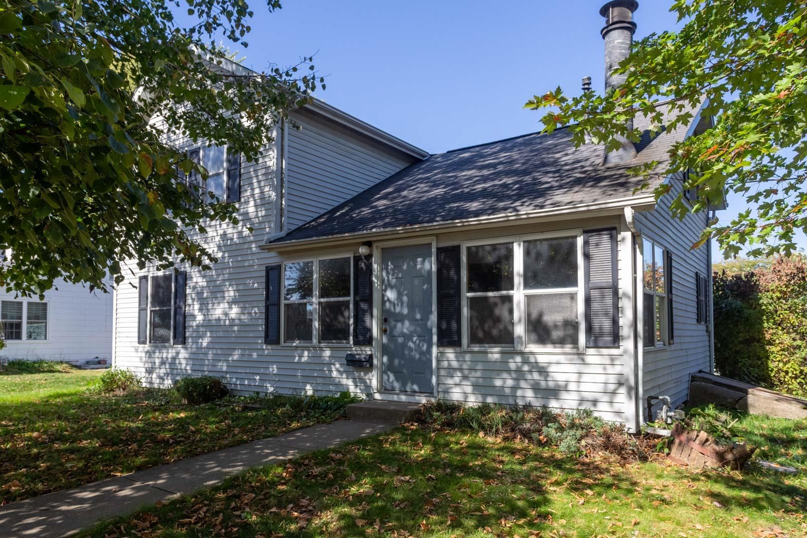205 4th Avenue Unit: NE