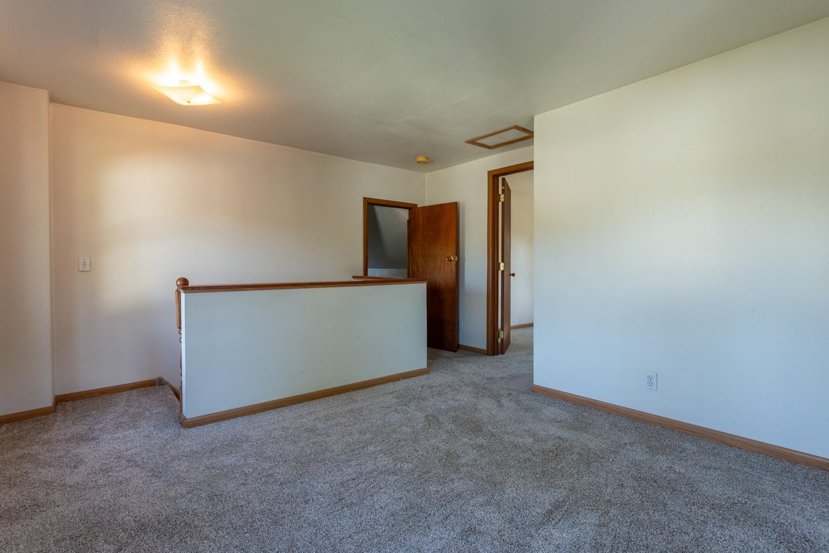 205 4th Avenue Unit: NE