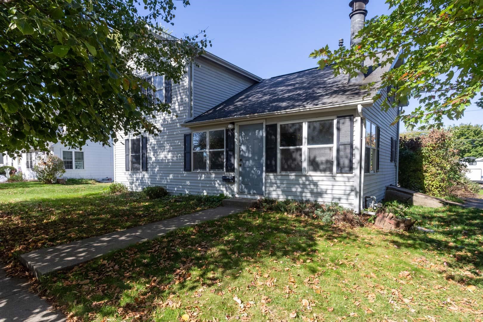205 4th Avenue Unit: NE
