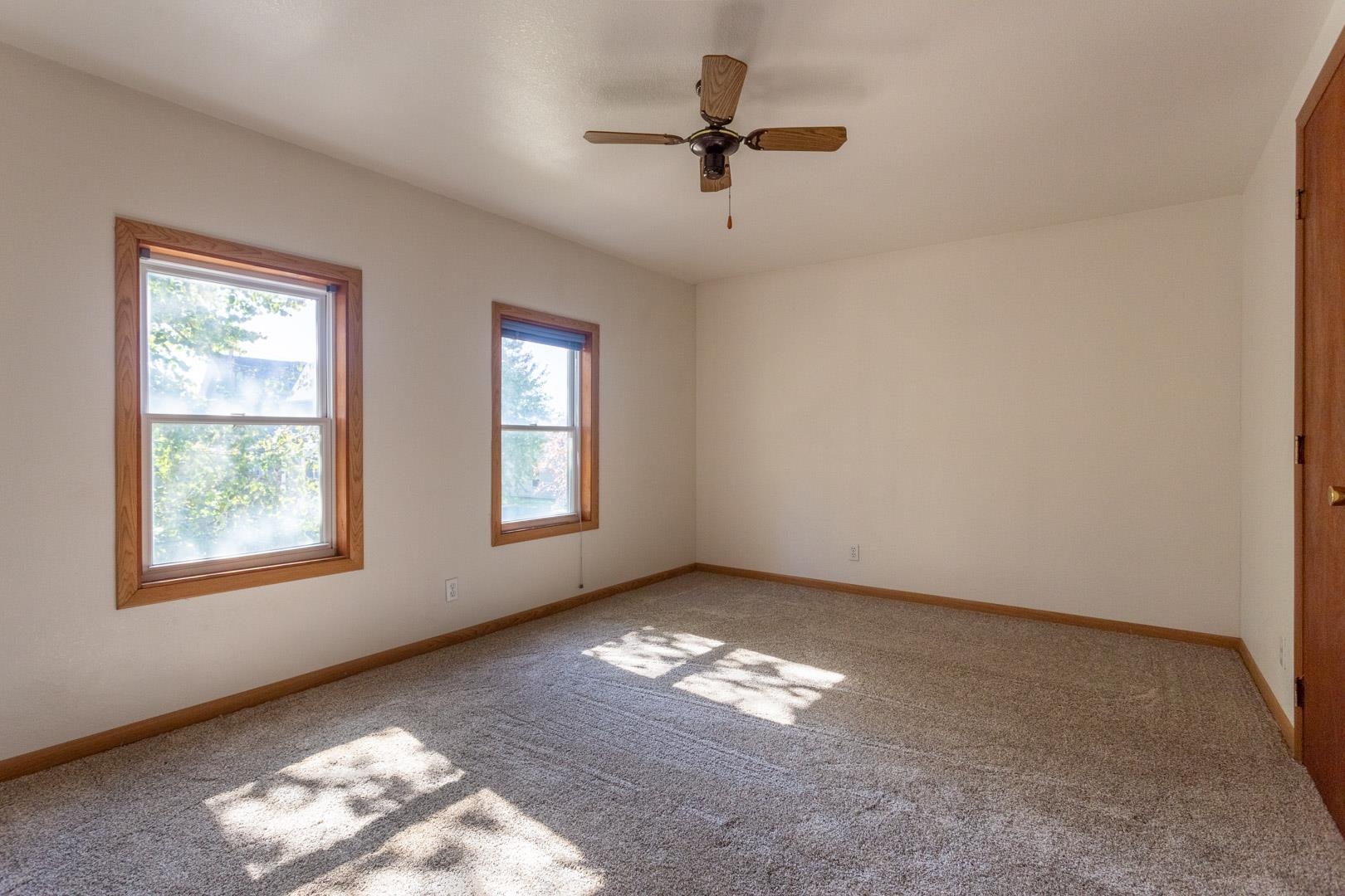 205 4th Avenue Unit: NE