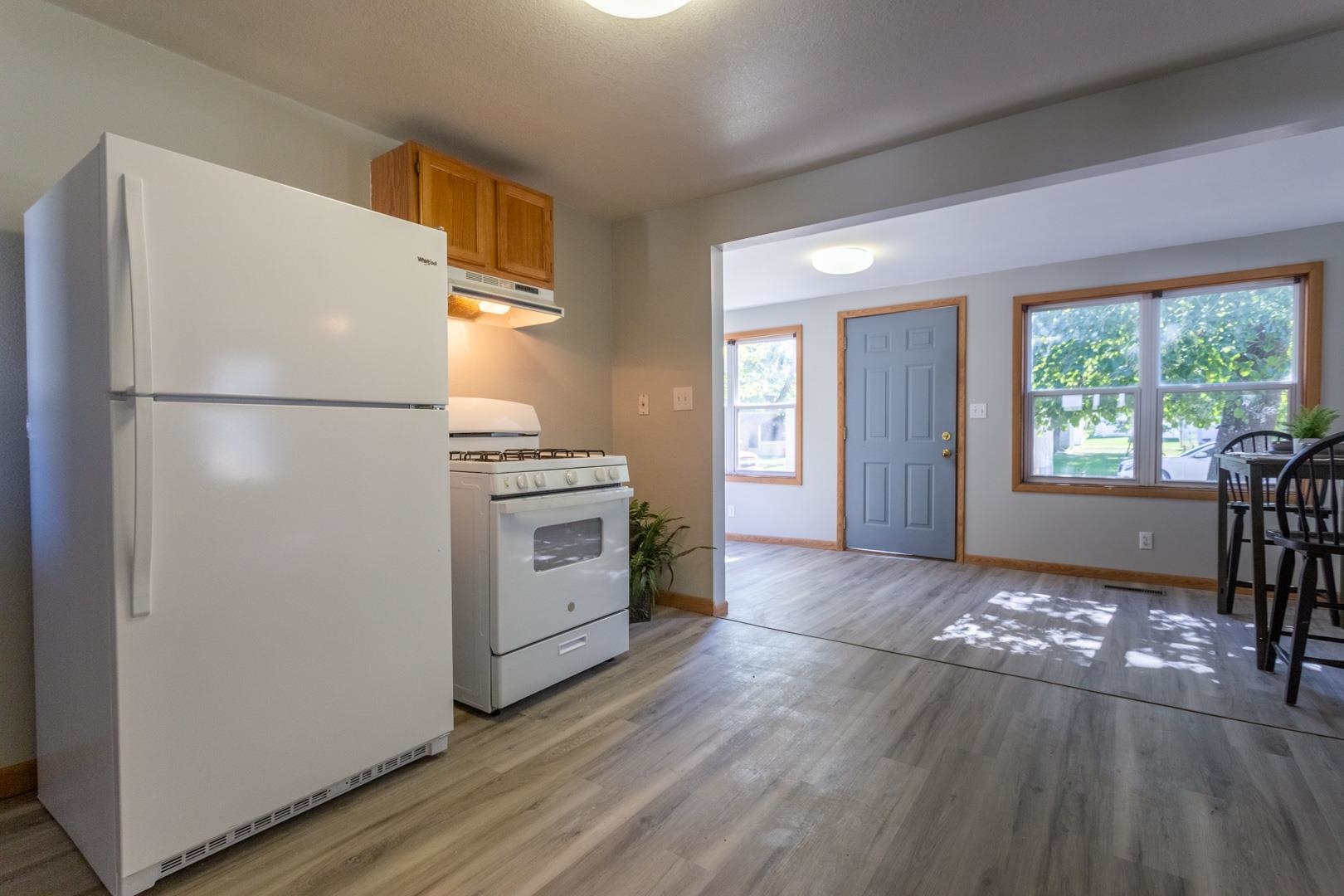 205 4th Avenue Unit: NE