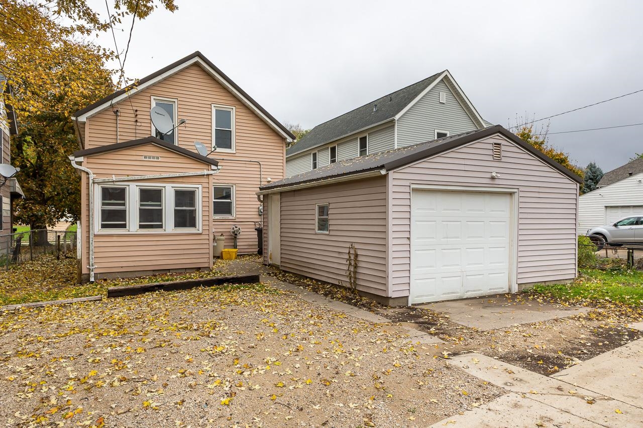 2563 Elm Street