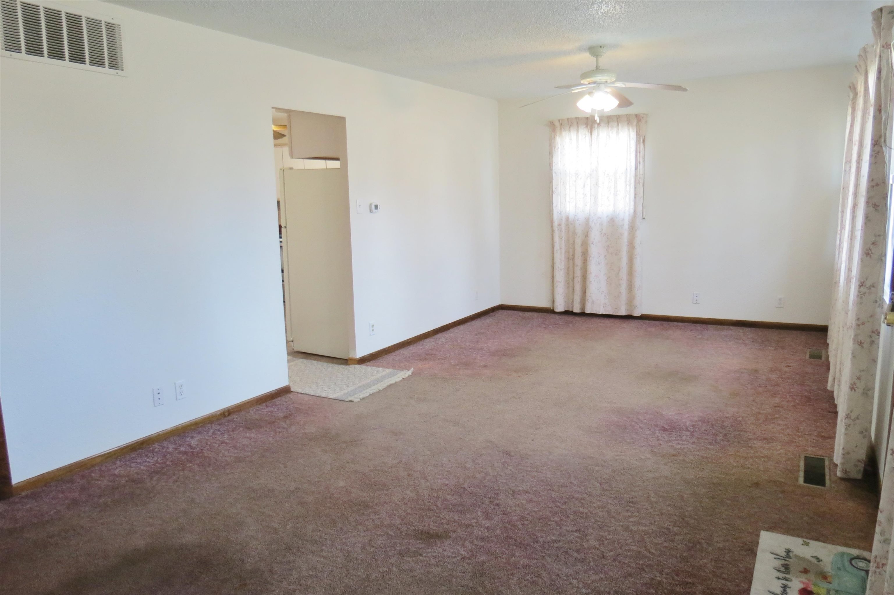 907 Kathey Drive