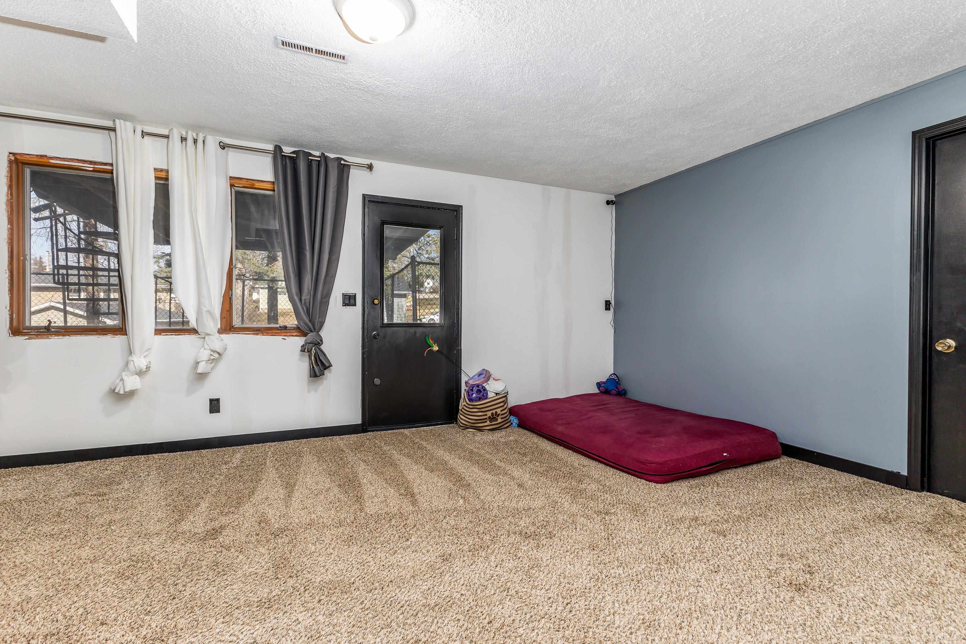 3010 Keokuk Street