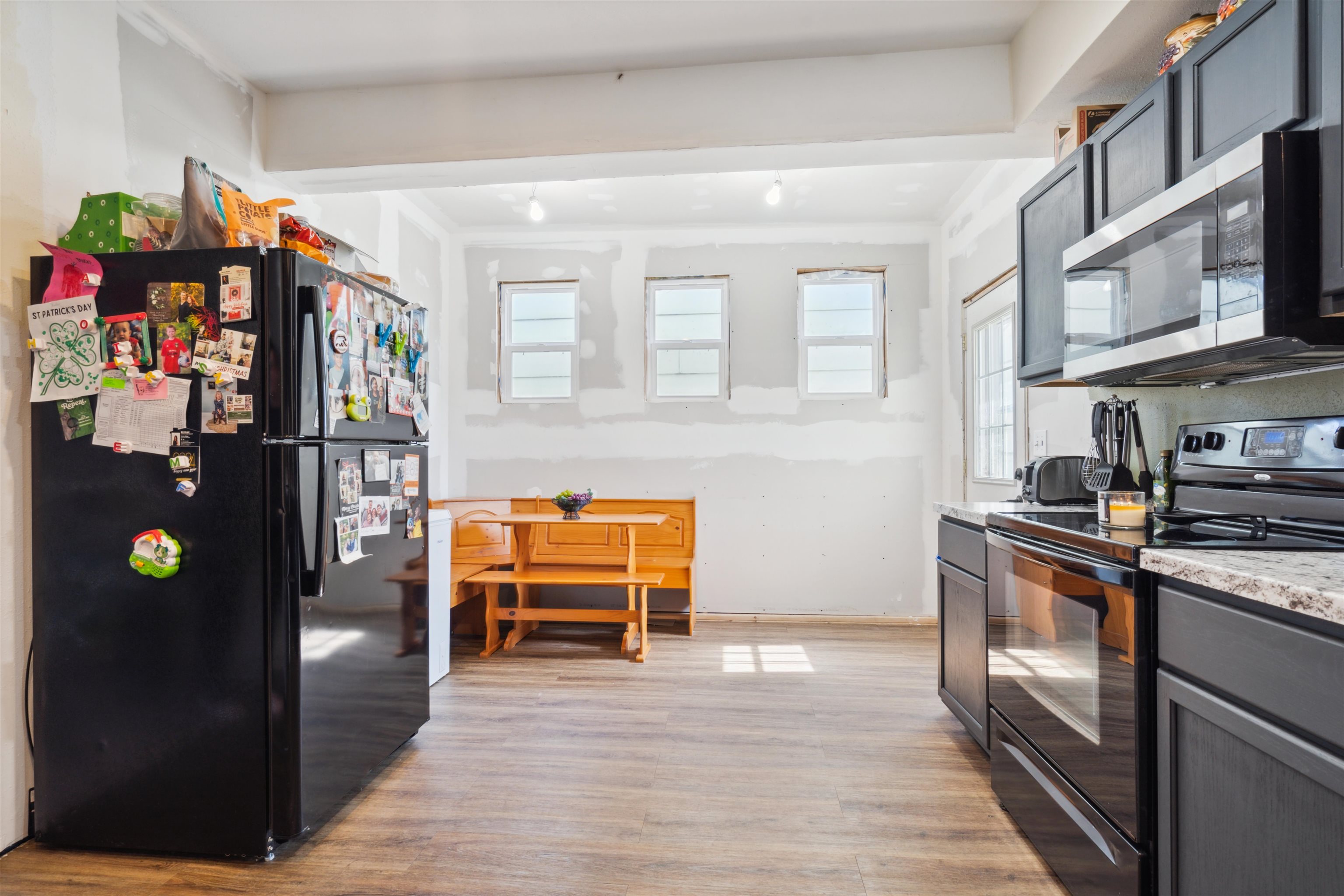 232 E 28th Street