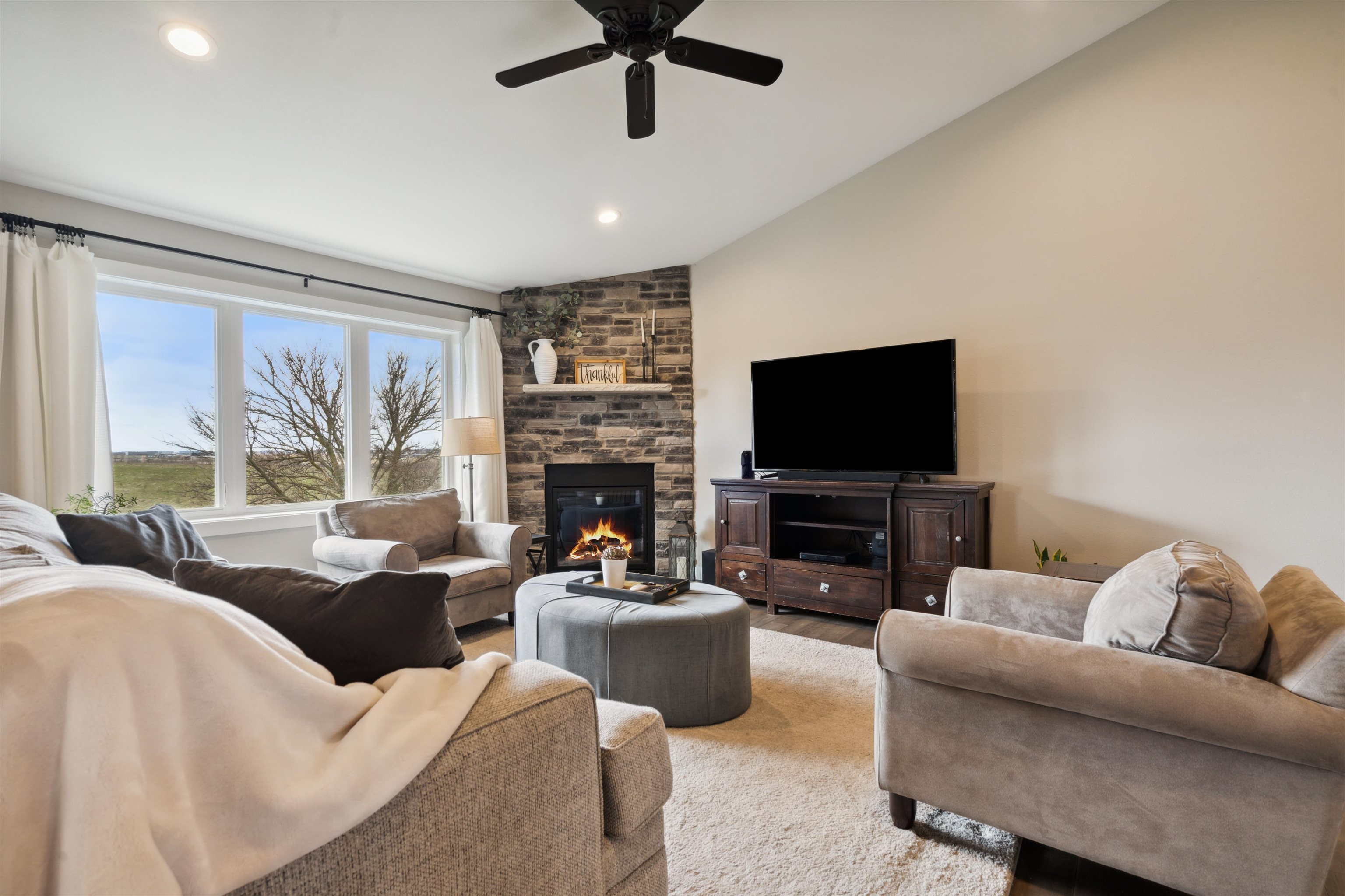 3480 Wagon Wheel Lane