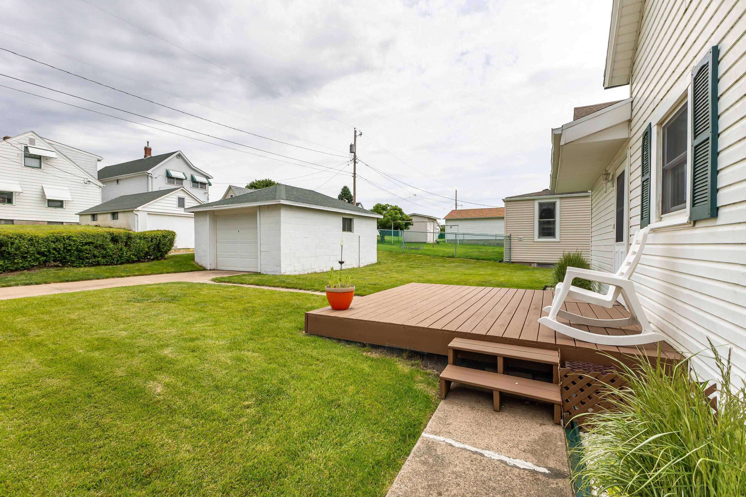 701 Groveland Place
