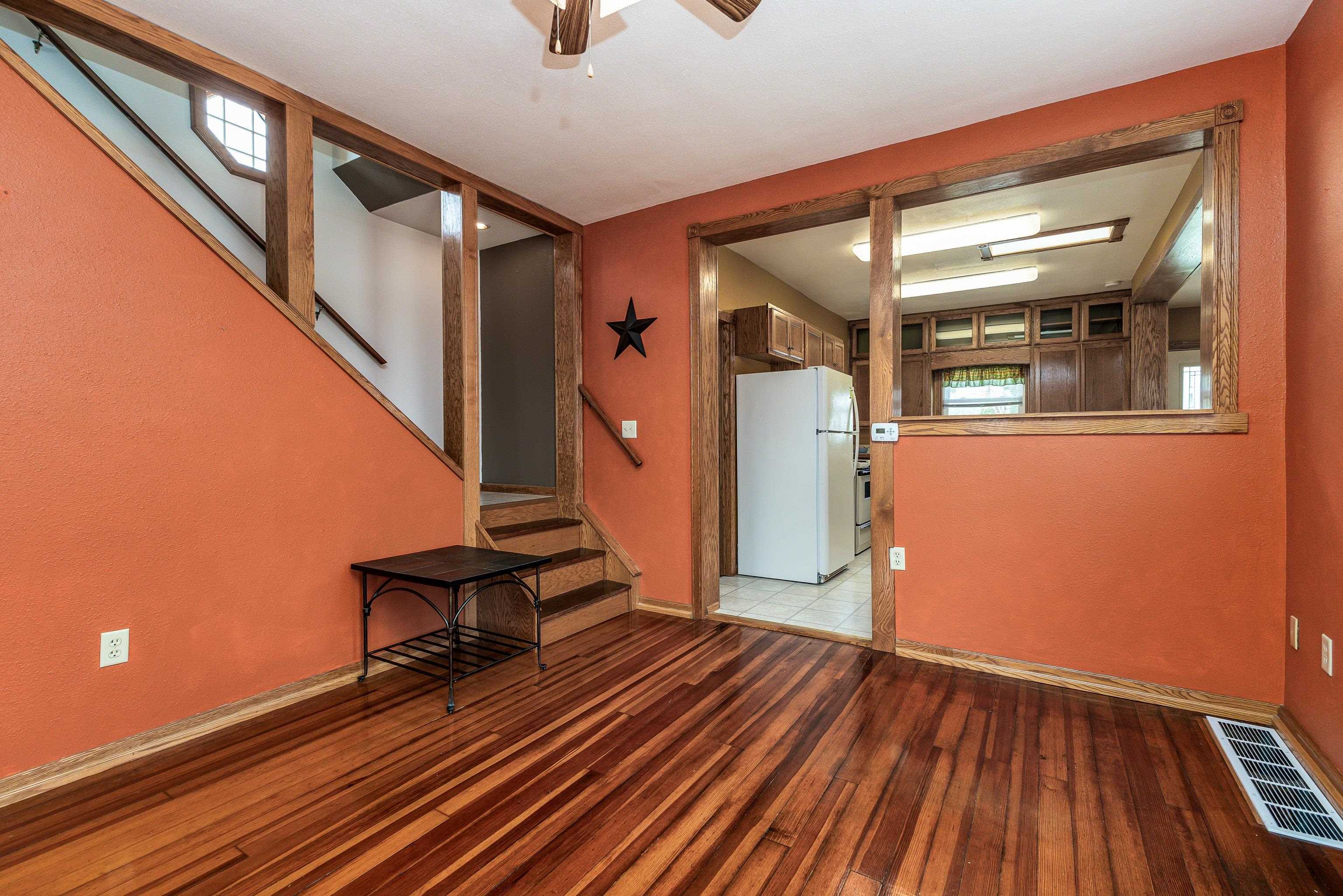 701 Groveland Place