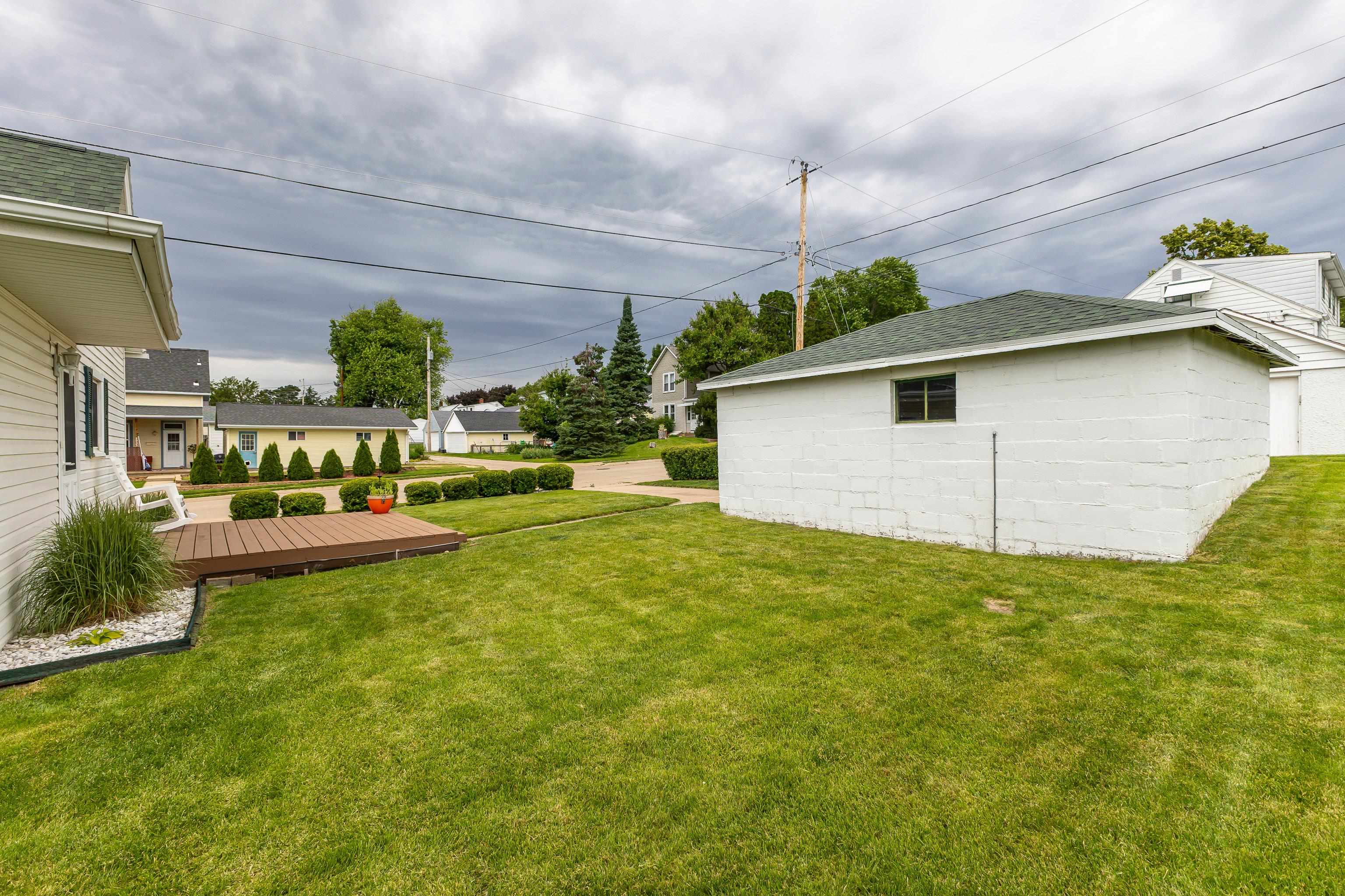 701 Groveland Place