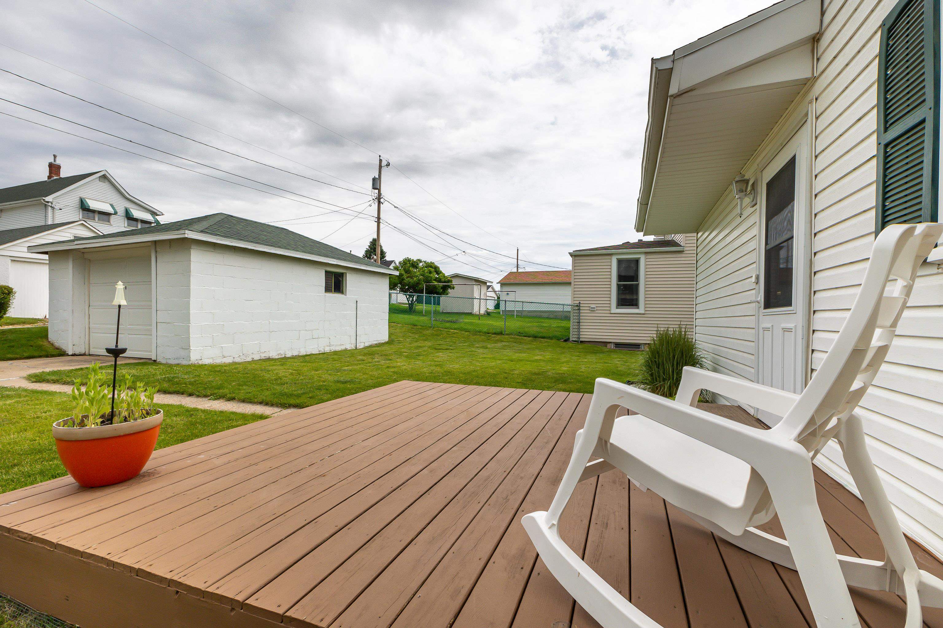 701 Groveland Place