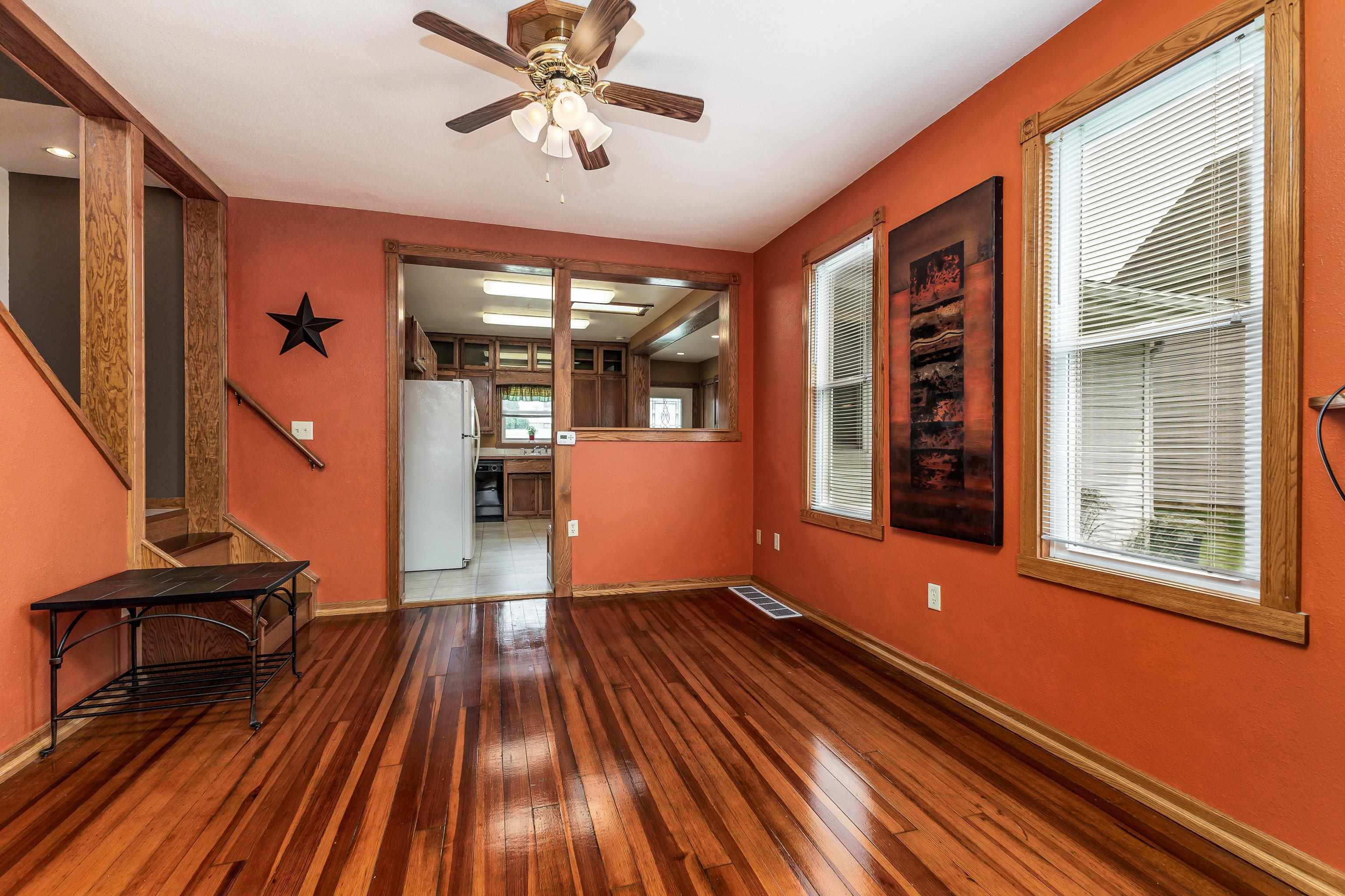 701 Groveland Place