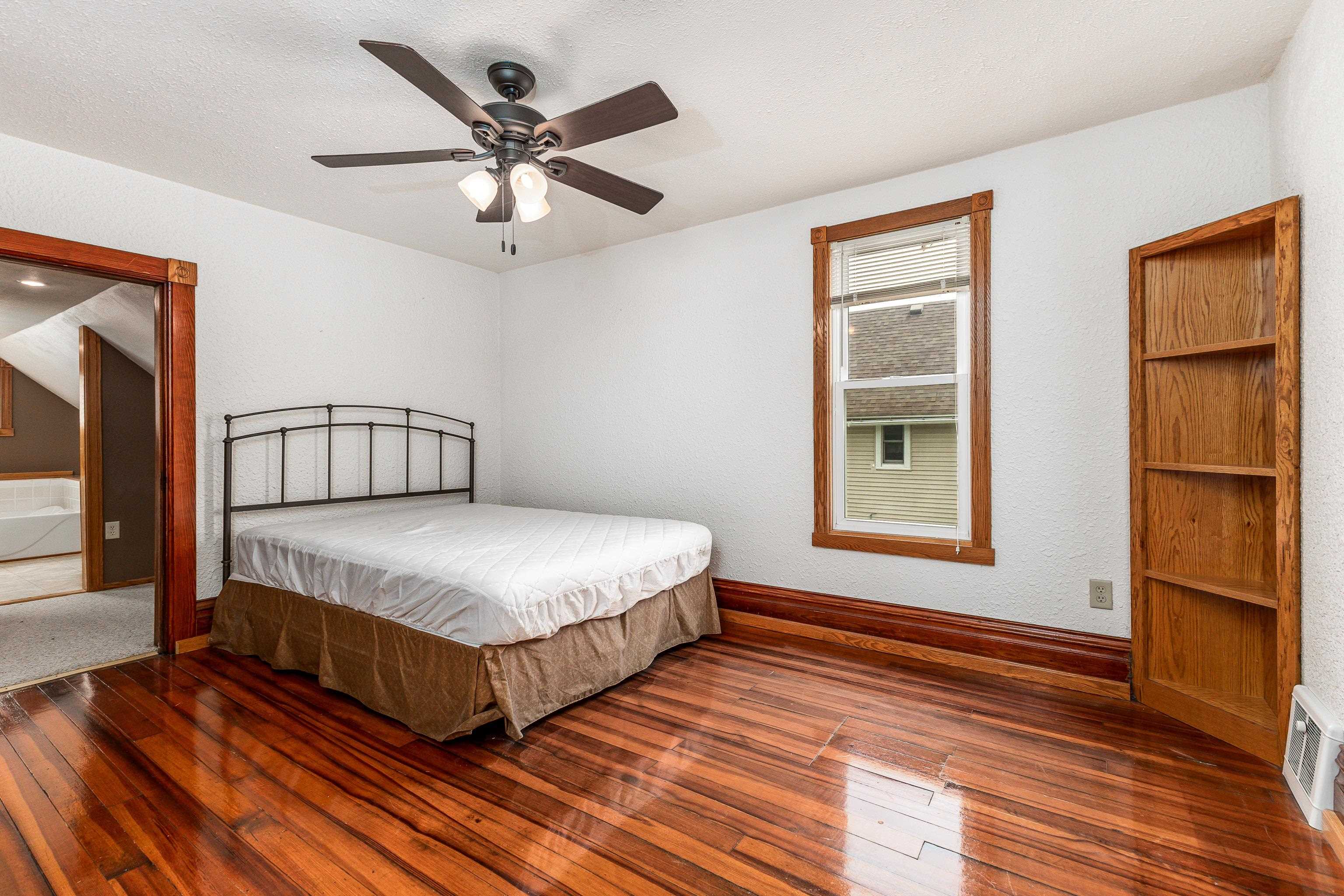 701 Groveland Place